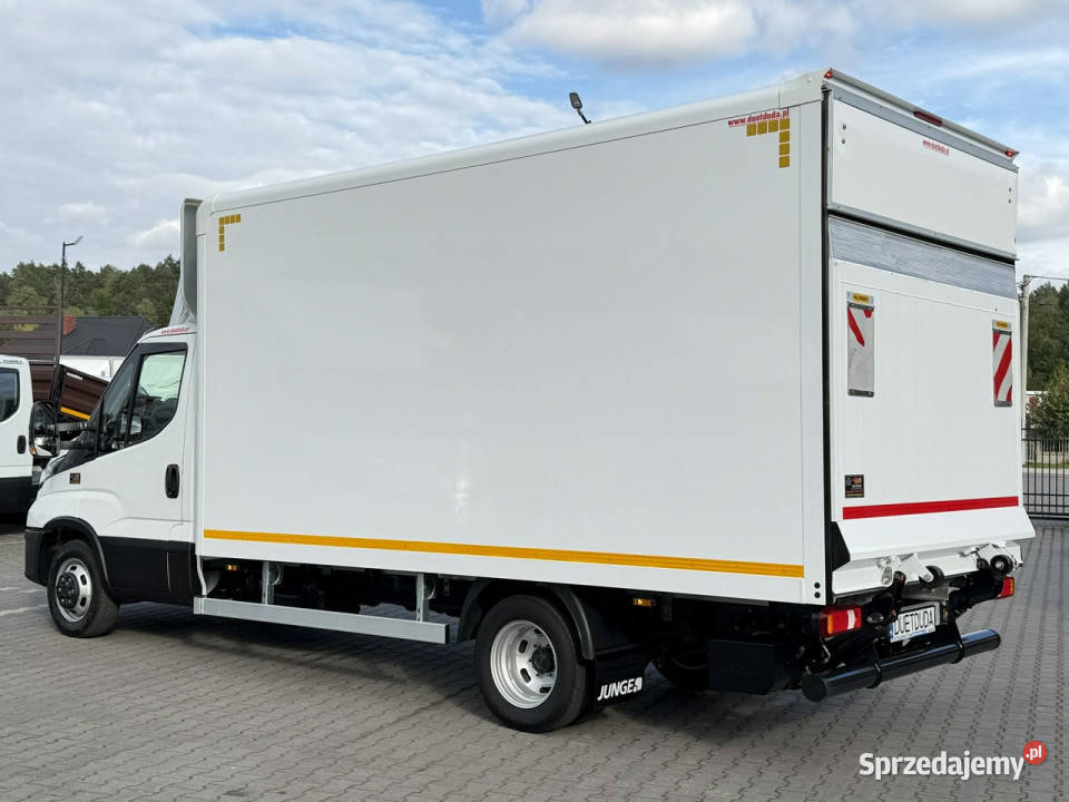 Iveco Daily 35C16 V Kontener Winda Na Bliźniaku Rok produkcji 2023 Widełki