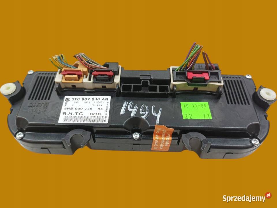 PANEL NAWIEWU 3T0907044AR Skoda Octavia II