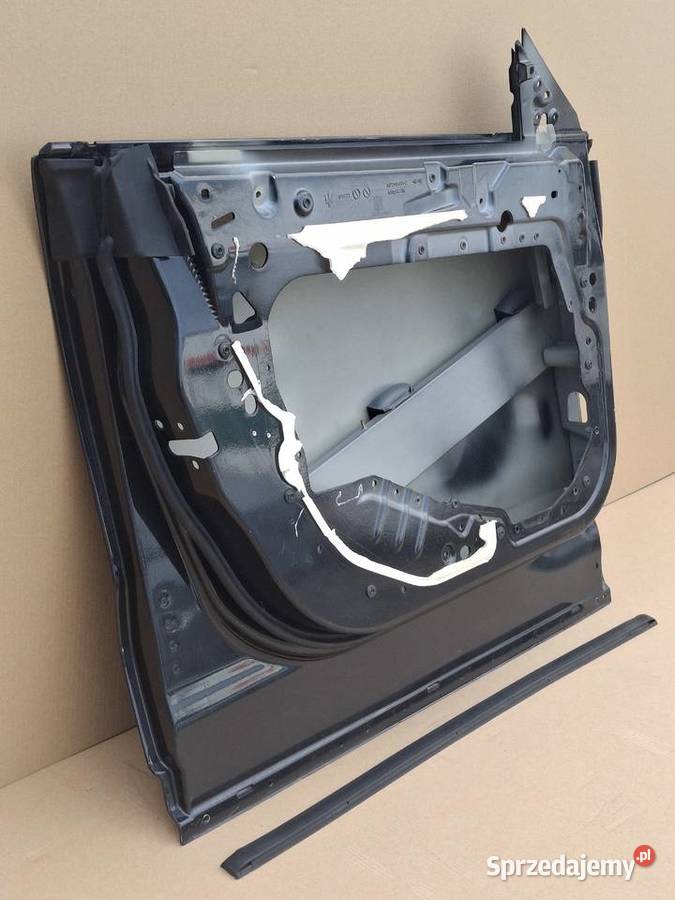 MASERATI LEVANTE DRZWI LEWY PRZÓD LEWE PRZEDNIE Bieleń