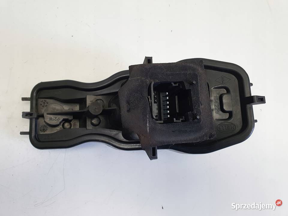 Renault Scenic II lift PRAWY WKŁAD TYLNEJ LAMPY Rudka
