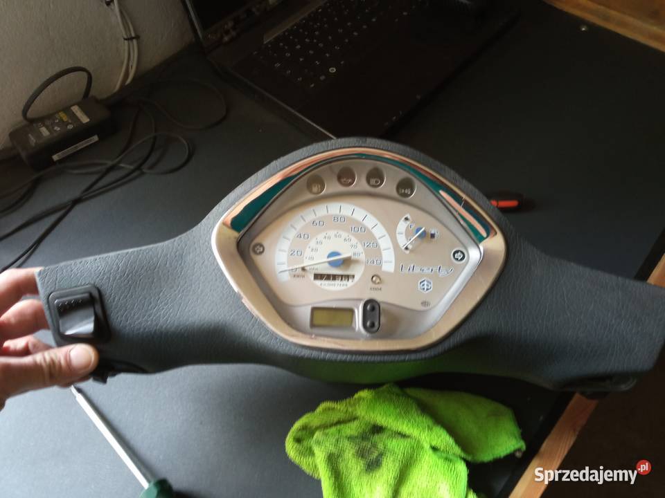 Piaggio liberty 125 części Rok produkcji 2006 Białystok
