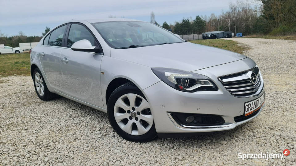 Opel Insignia 14T 140 LiftBack Niski Przebieg benzyna Chmielnik sprzedam