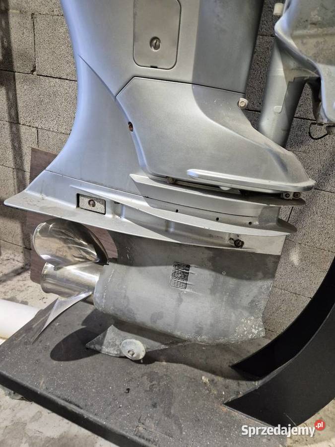 Silnik silniki Honda zaburtowy 250 koni