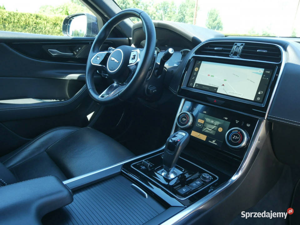 Jaguar XE FL 20 204 Eu6 HSE RDynamicz 4x4 AWD Goczałkowice-Zdrój