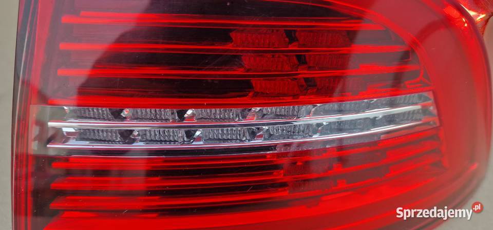 VW PASSAT B8 KOMBI LAMPA PRAWA PRAWY TYŁ IDEALNA sprzedam