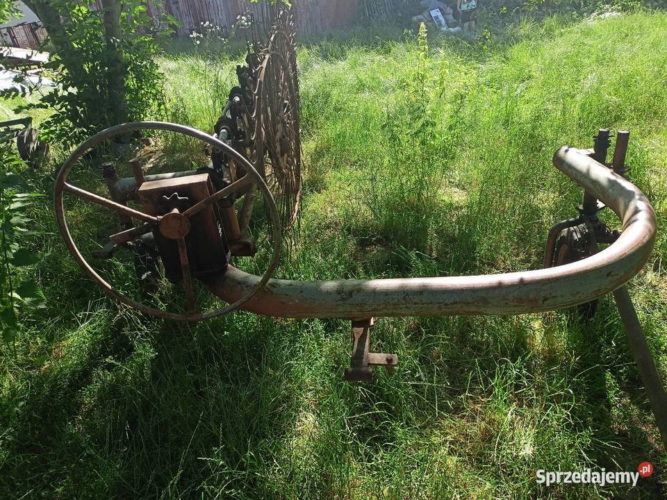 Zgrabiarkopotrząsarka pięciogwiazdowa Zgrabiarki i przetrząsacze