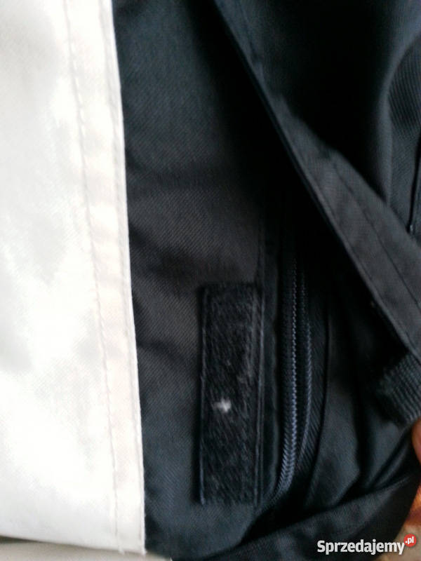 Kurtkawiatrówka beżowoczarna młodzieżowa Zbąszynek sprzedam