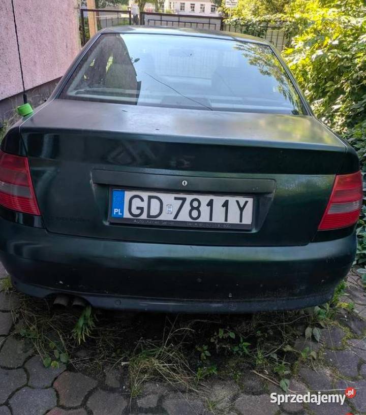 Audi A4 B5 lift uszkodzony Częstochowa