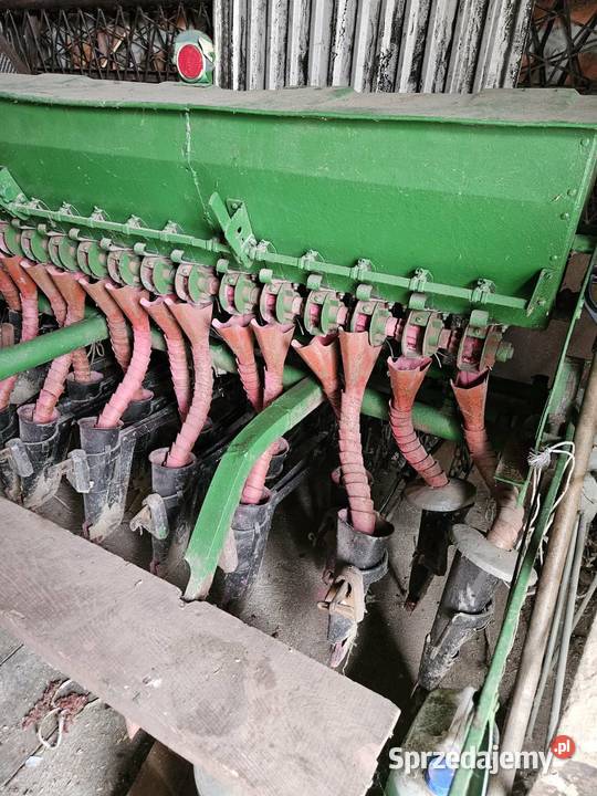 Siewnik nieuszkodzony