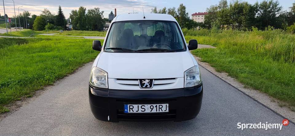 Peugeot PartnerBerlingo 2003r 14 LPG Lift Gaz