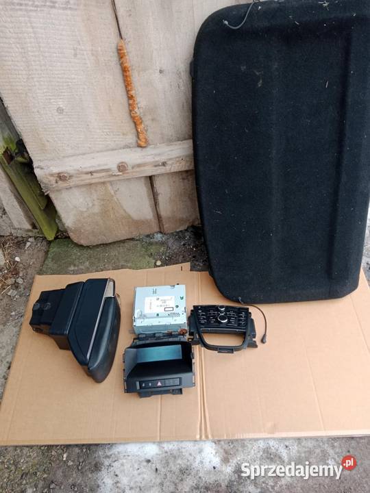 Radio Podłokietnik Tylna półka osobowe Poniatowa