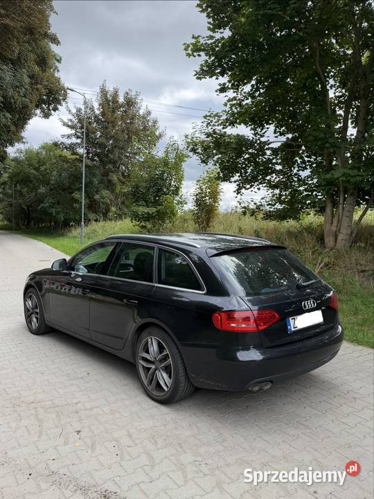 Audi a4 b8 20 tdi kombi czarny Białogard sprzedam