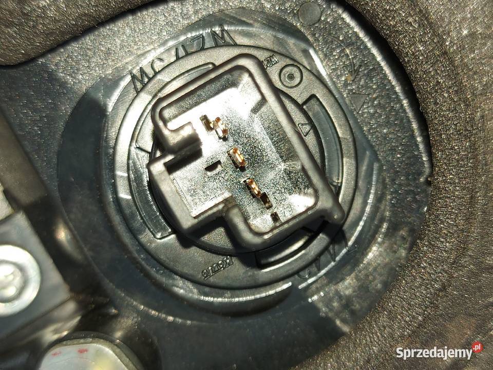 MAZDA 3 III BM 14r lampa prawa tył B45C51150 Kielce
