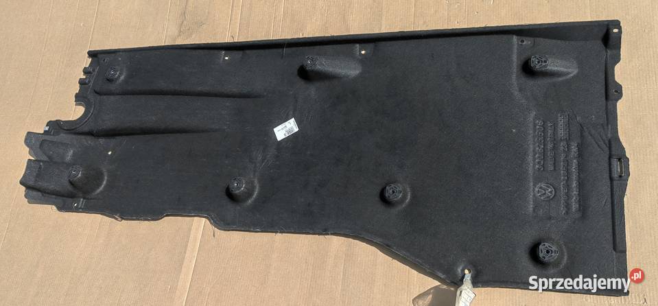 3Q0825506 VW Passat B8 osłona podłogi str prawa Elementy wygłuszające