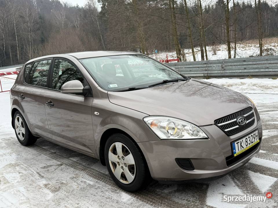 Kia Ceed 16 Crdi 2009 manualna świętokrzyskie