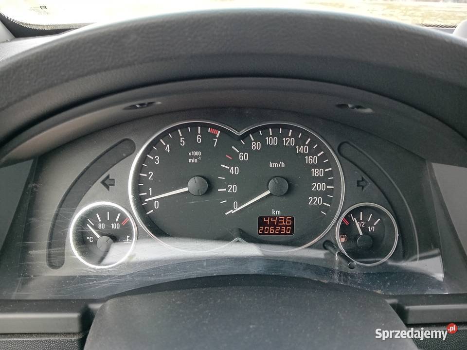 Sprzedam Opel Meriva 2004r 16 8v mazowieckie Trzebuń