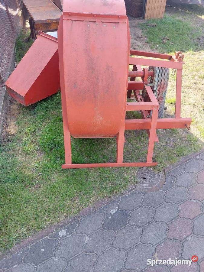 Dmuchawa do liści siana na traktor