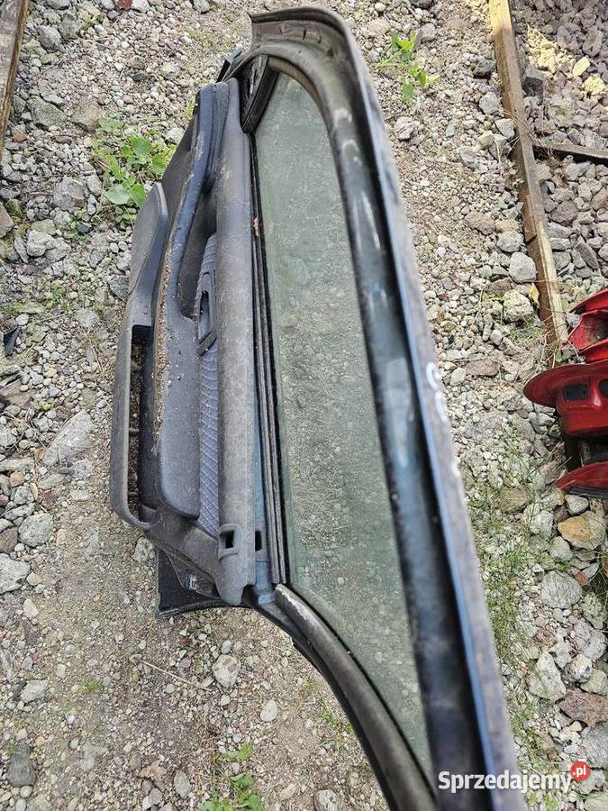 Drzwi pegueot 306 prawy przód Łagów