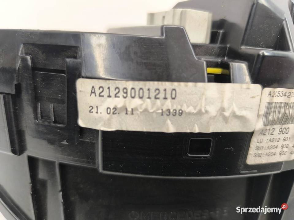 LICZNIK ZEGARY MERCEDES ECLASA W212 22CDI osobowe Liczniki i zegary