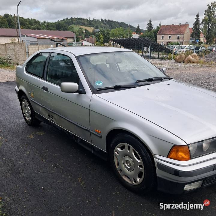 Sprzedam bmw e36 compact Witków