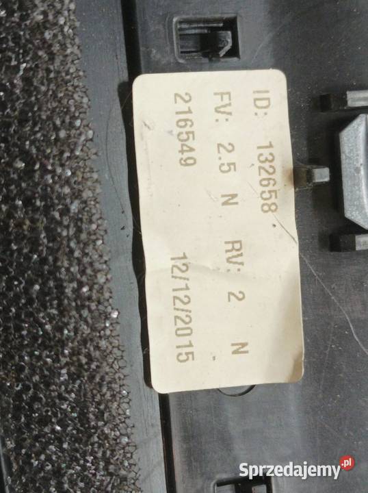 KRATKI NAWIEWU ŚRODKOWA PRAWA DESKI Ford Galaxy