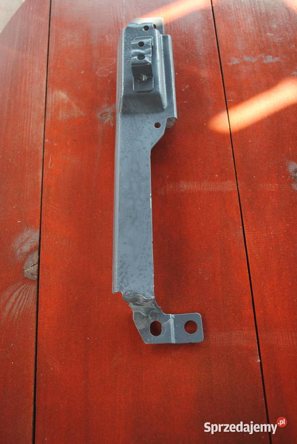 VOLVO XC60 II prawe mocowanie blotnika ślizg części blacharskie Lubliniec