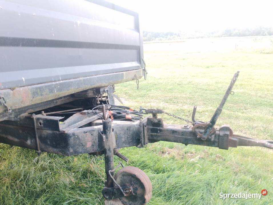 Przyczepa wywrotka jednoosiowa Przyczepy rolnicze Dąbrowica sprzedam