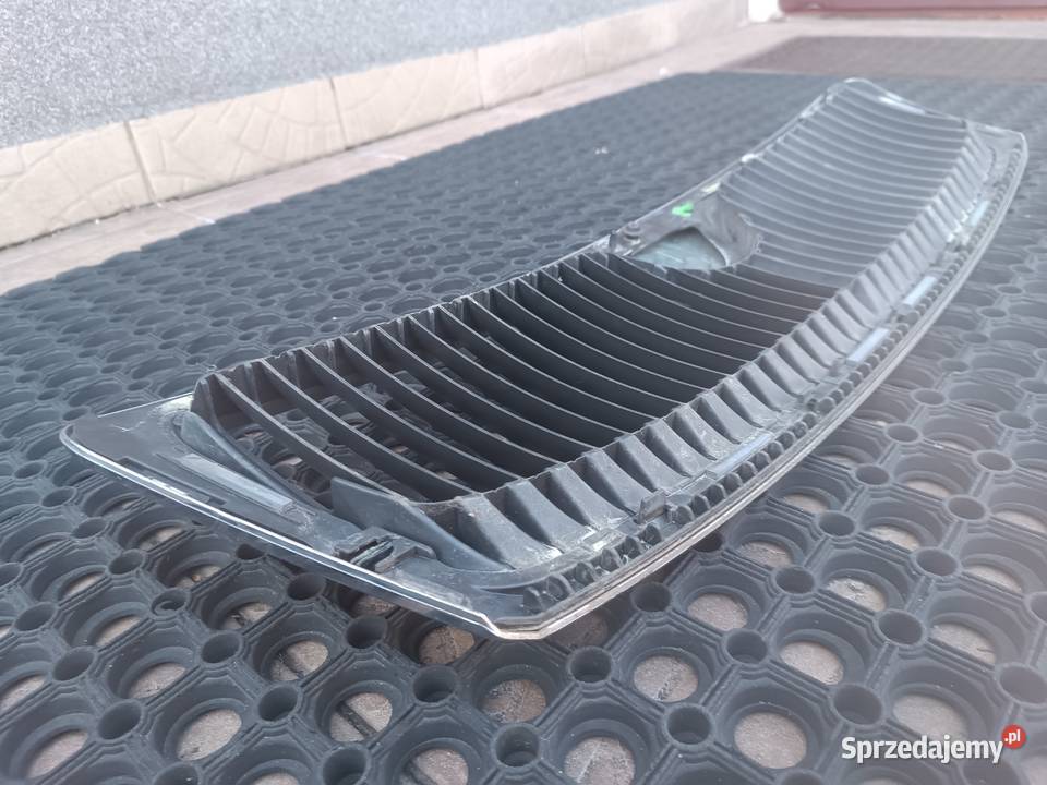 Skoda Octavia 2 II kratka ramka grill atrapa Atrapy Częstochowa