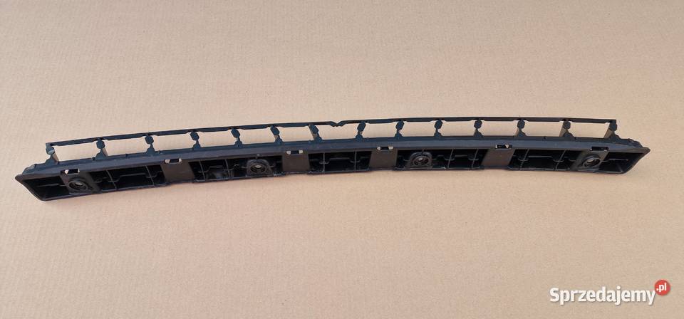 CUPRA BORN ŚLIZG MOCOWANIE ZDERZAKA TYŁ osobowe Bieleń sprzedam