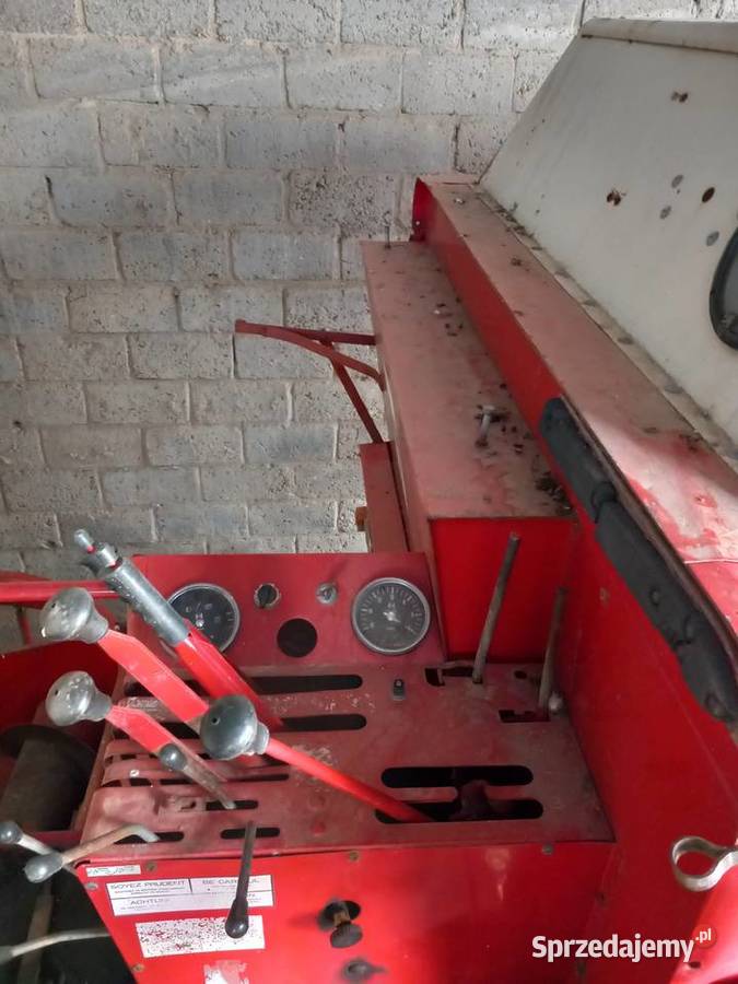 Kombajn zbozowy International 321 Lelowice-Kolonia