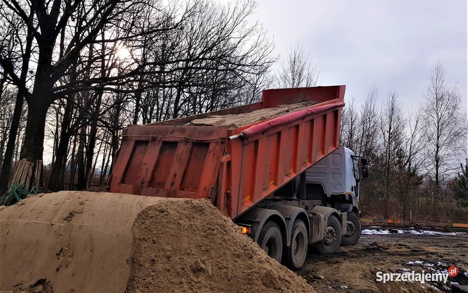 Piasek Zasypowy Do fundamentów Pod kostkę 02 Wiązowna