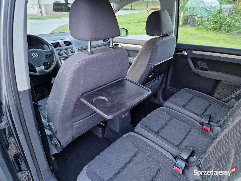 VW Touran Lift 19 TDI 140 Klimatronic Alufelgi isofix Ryglice sprzedam