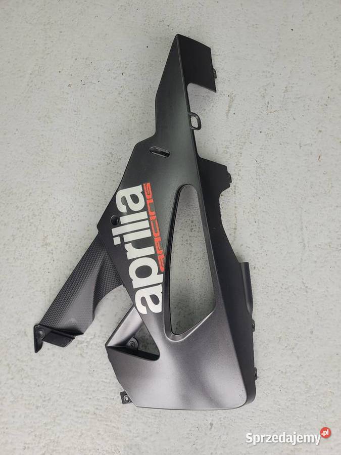 Aprilia TUONO V4 1100 16 owiewka osłona bok sprzedam