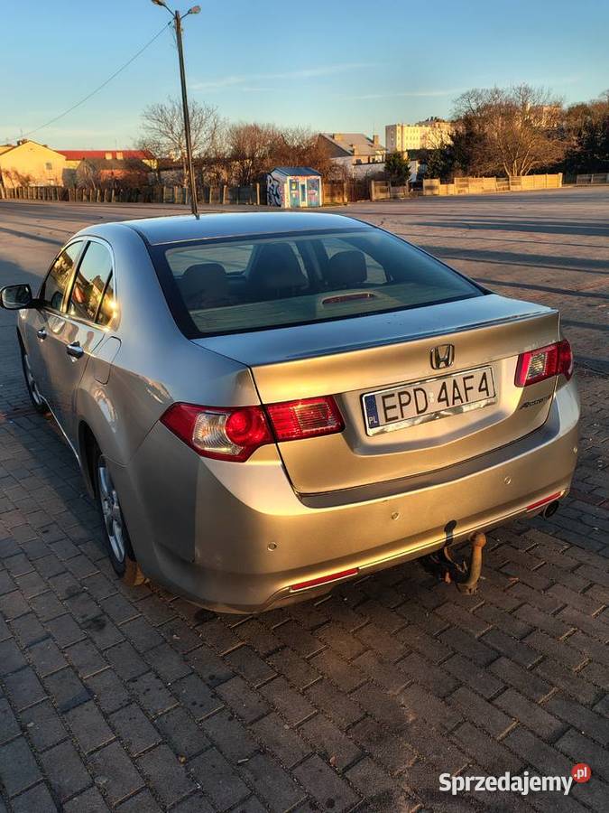Honda Accord VIII 2008r benzyna Biernacice