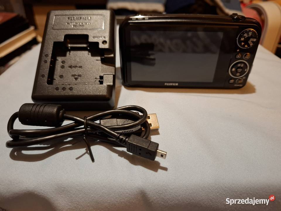 Aparat Fujifilm FinePix Real 3D W3 HD Stan Sochaczew