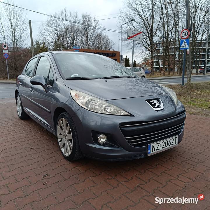 Peugeot 207 14 2009 Lift benzyna 5drzwiowy Salon Warszawa