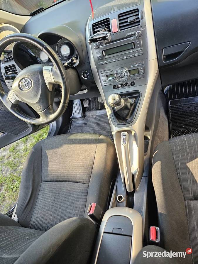 Toyota auris łódzkie