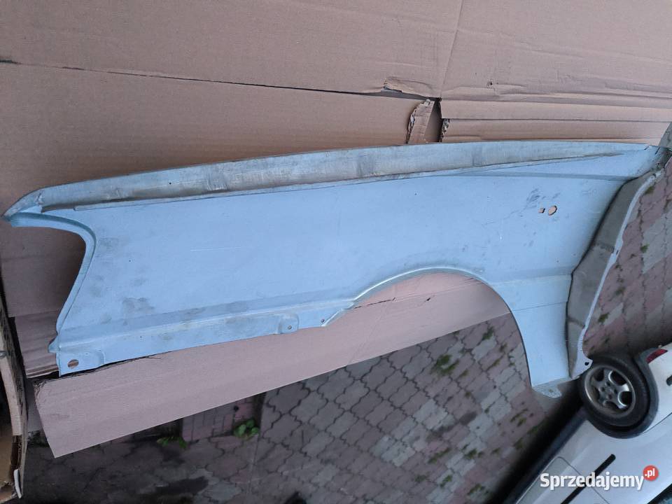 Polonez Caro błotnik przedni osobowe Stalowa Wola