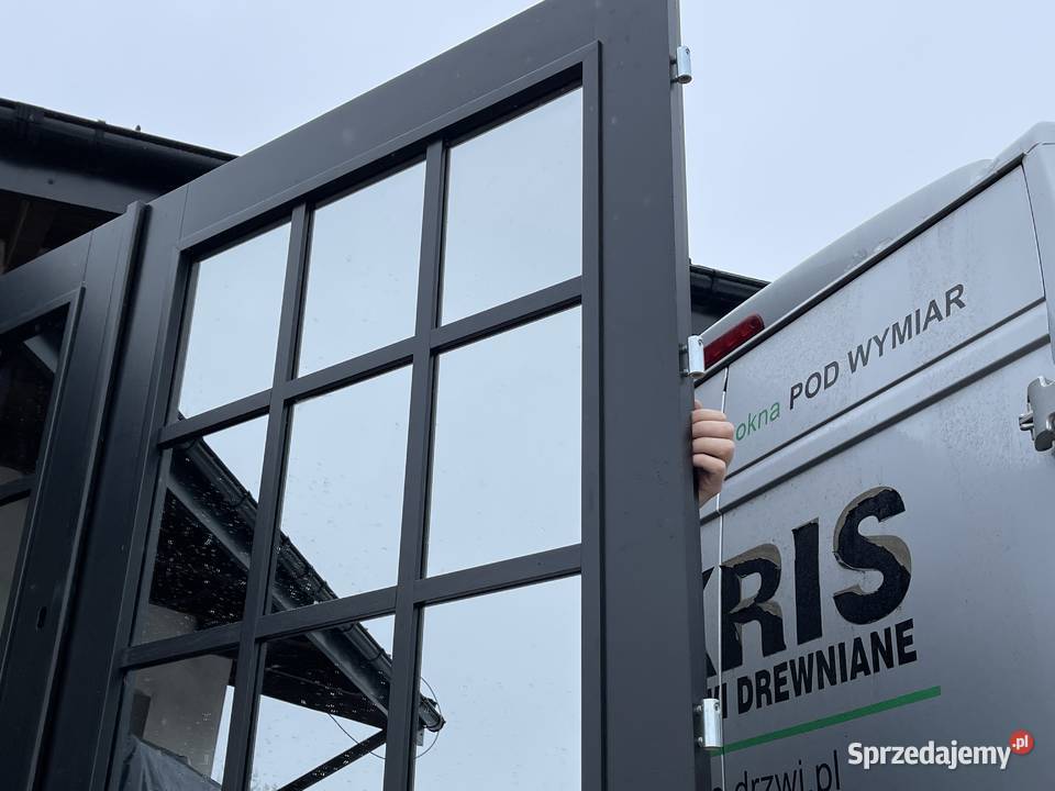 BRAMA GARAŻOWA DRZWI GARAŻOWE OCIEPLANE CZARNE Drewno Brodnica