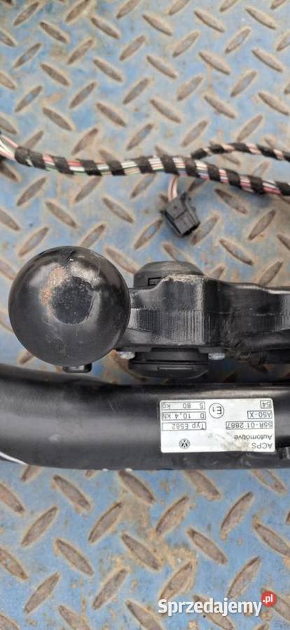 Hak holowniczy golf 8 kombi 5H9803881D wielkopolskie