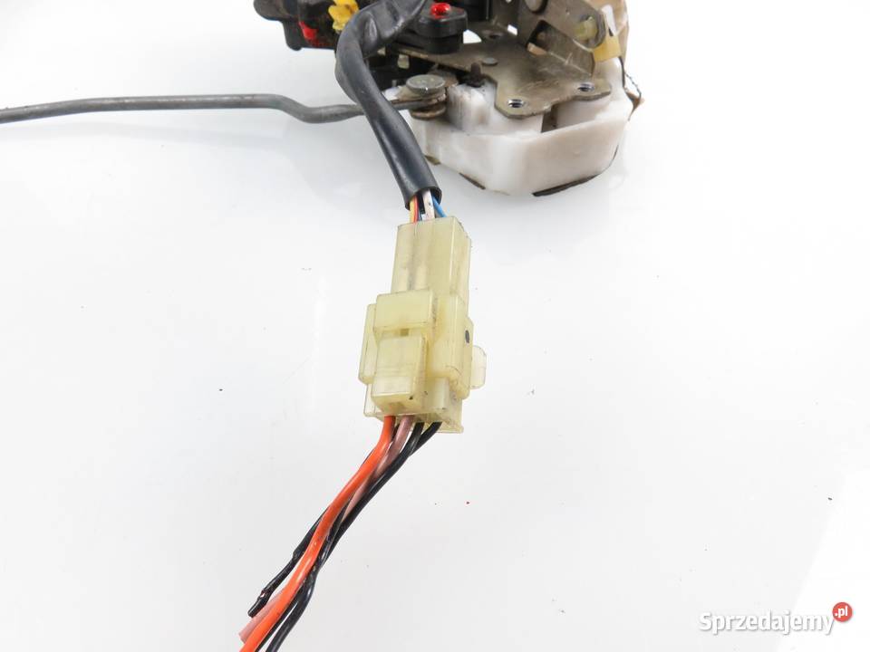 ZAMEK LEWY PRZEDNI HONDA CONCERTO FVC10089