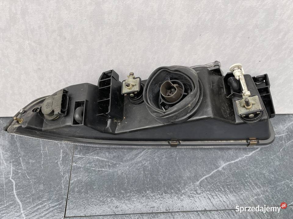 CHRYSLER STRATUS LEWA LAMPA PRZÓD Ostroróg