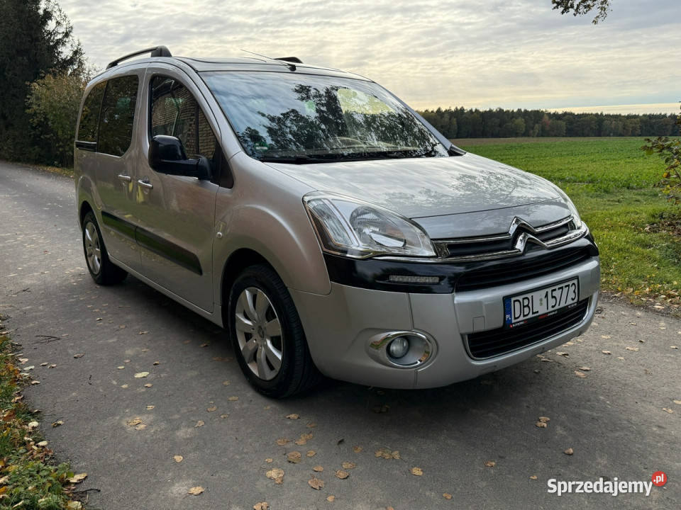 Citroen Berlingo 16HDI 115 Multispace Panorama światła przeciwmgielne Ocice