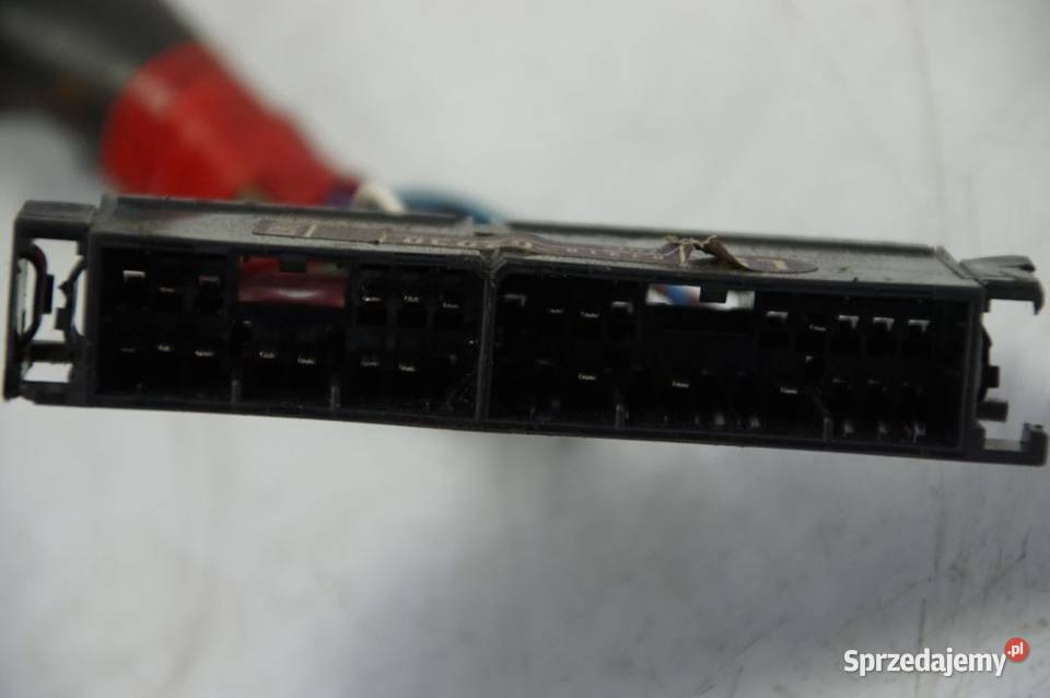 PRZEŁĄCZNIK ZESPOLONY TOYOTA COROLLA 8431002030 osobowe Lipno sprzedam