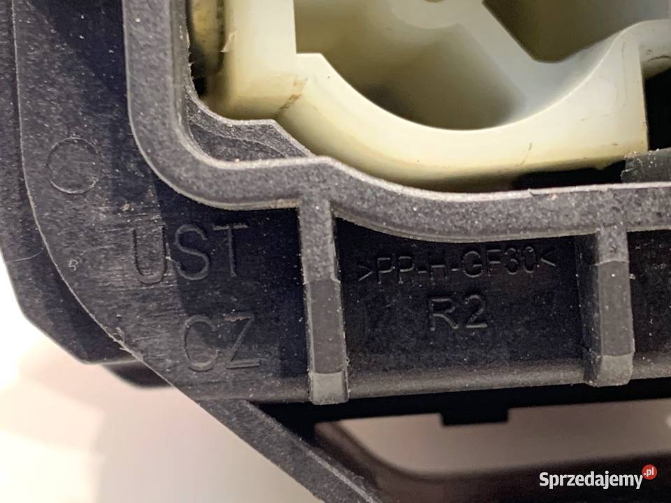 KLAMKA ZEWNĘTRZNA PRAWY PRZÓD AUDI Q8 SUV podkarpackie