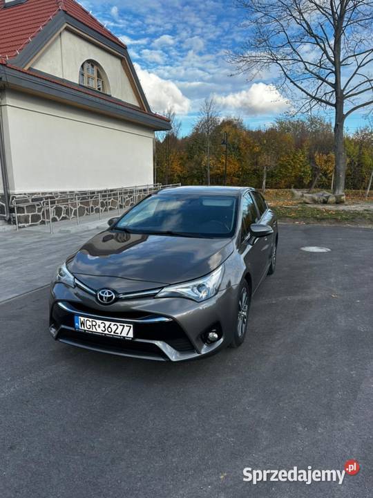 Toyota Avensis III 2017 20 Benzyna 152 Automat mazowieckie Grójec