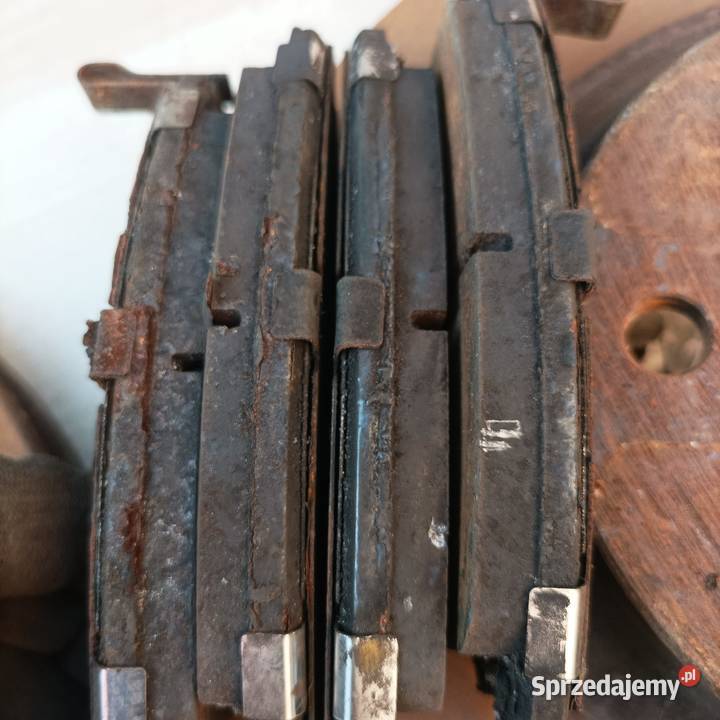 Subaru impreza 2 tarcze hamulcowe klocki przód Skoczów