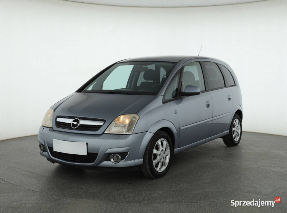 Opel Meriva 17 CDTI światła przeciwmgielne sprzedam