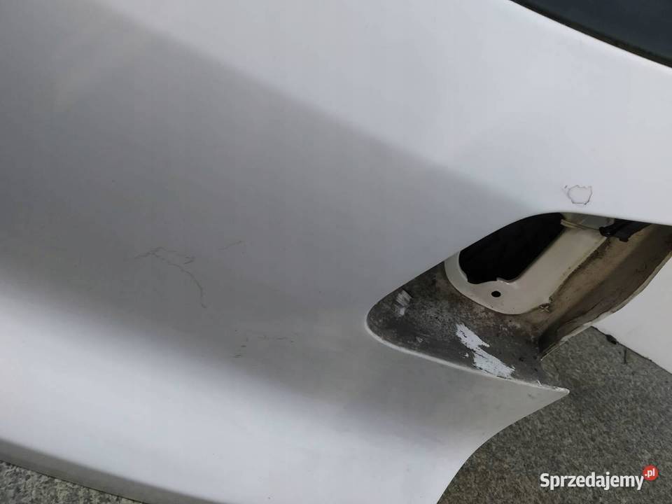 KLAPA TYŁ SZYBA BIAŁA VW Volkswagen Tiguan I