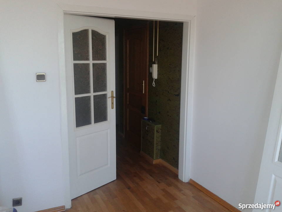 mieszkanie na Mochnackiego z widokiem na panorm cegła